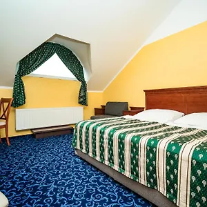 3* Отель Otakar